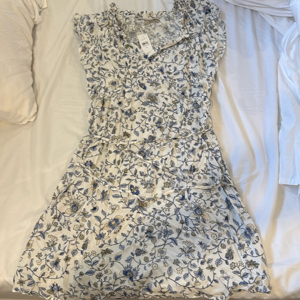 NWT LOFT dress flowery